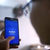 Facebook запускает голосового помощника, будущего конкурента Siri